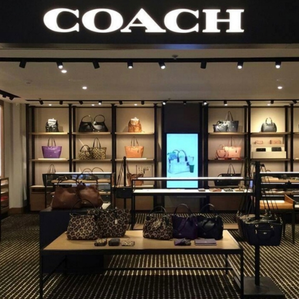 Coach Lovers - Picture 1 of 1